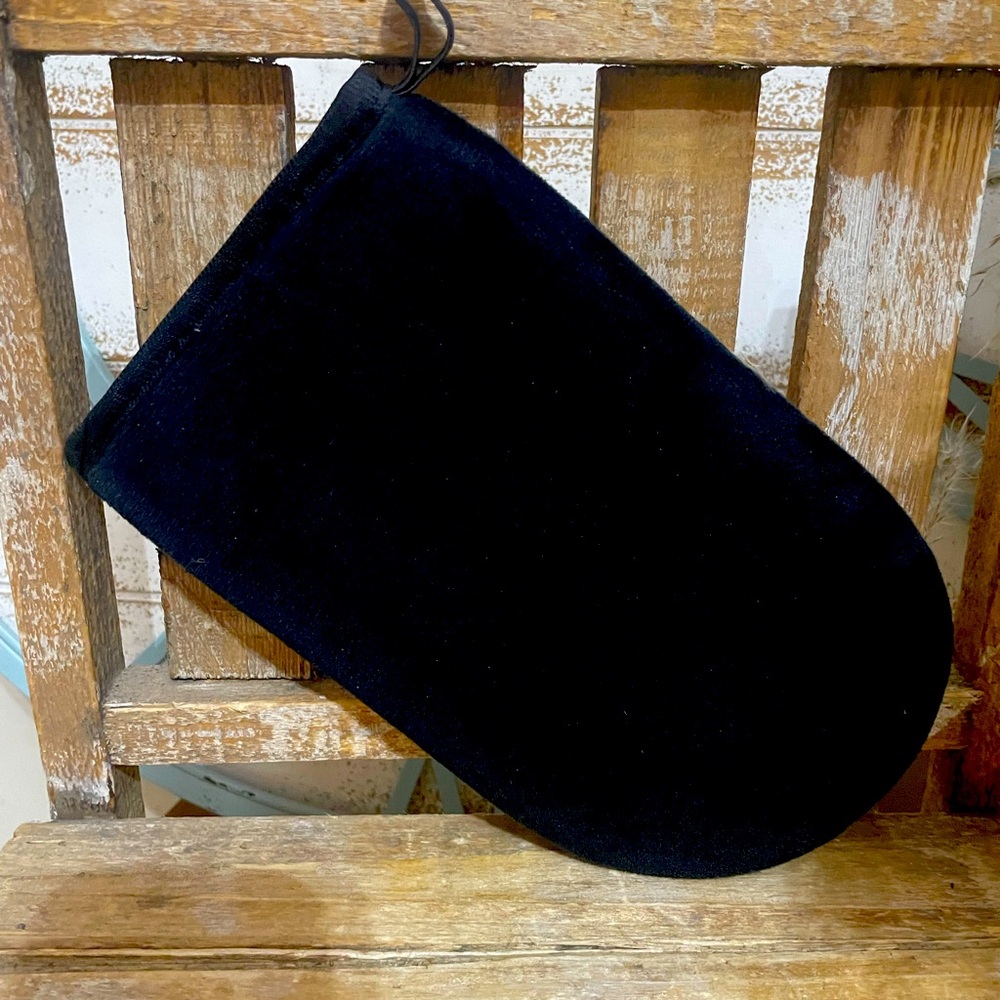 IL Makiage Self Tanner Applicator Mitt Black New!